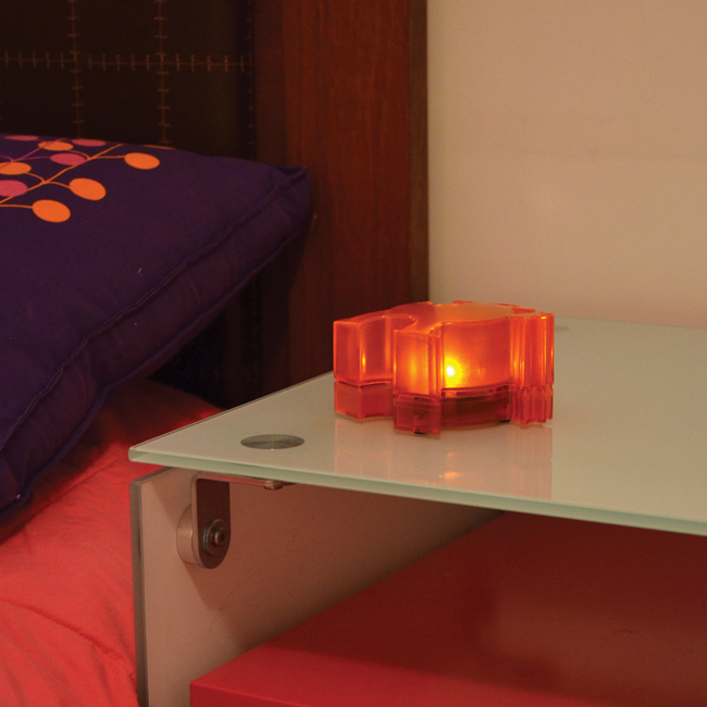 LAMPARA DE MESA (NO INCLUYE BATERÍAS) G097